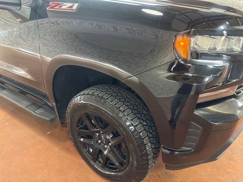 Used 2021 Chevrolet Silverado 1500 LT Trail Boss AWD/4WD image 9