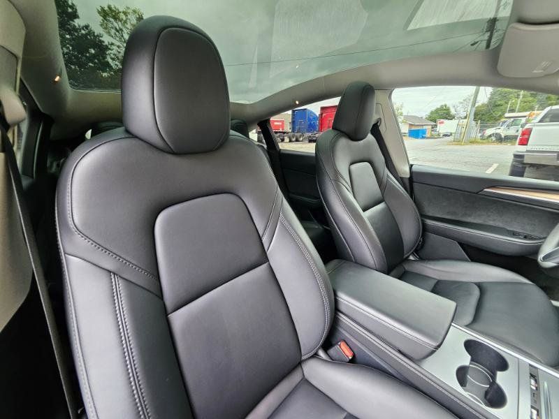 Used 2025 Tesla Model Y Long Range AWD/4WD image 59