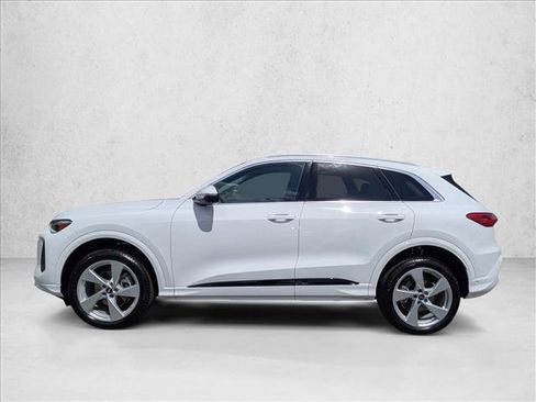 New 2026 Audi Q5 Premium Plus image 5