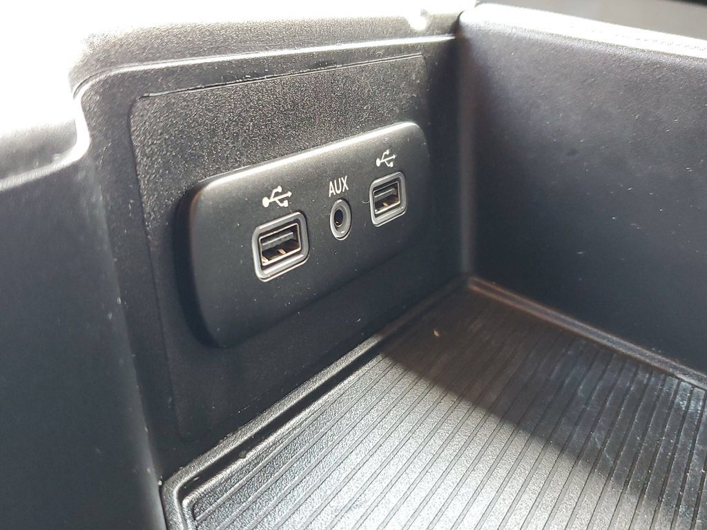 Used 2019 RAM 1500 Tradesman w/ SXT Plus Group AWD/4WD image 28
