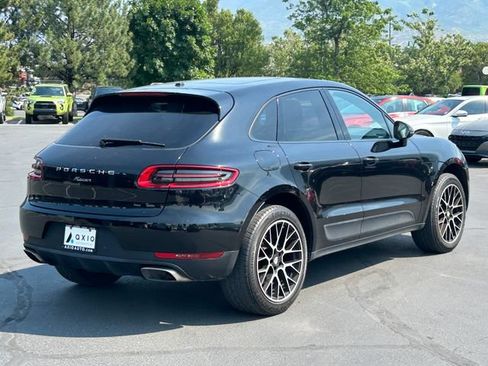 Used 2017 Porsche Macan AWD/4WD image 3
