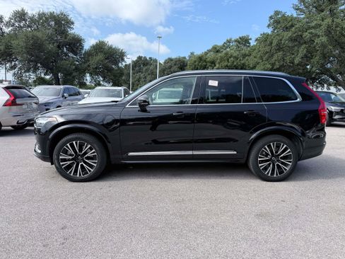Certified 2023 Volvo XC90 T8 Plus AWD/4WD image 3