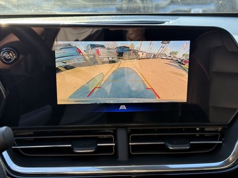 Used 2024 Chevrolet Trax RS w/ Driver Confidence Package image 22