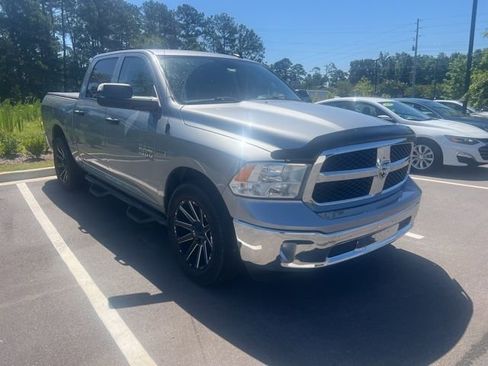 Used 2021 RAM 1500 Tradesman w/ Tradesman SXT Package RWD image 3