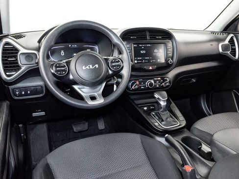 Certified 2024 Kia Soul LX w/ Option Group 015 FWD image 7