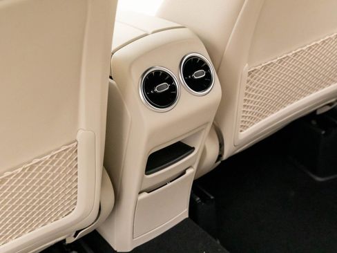 Certified 2025 Mercedes-Benz GLA 250 4MATIC image 17