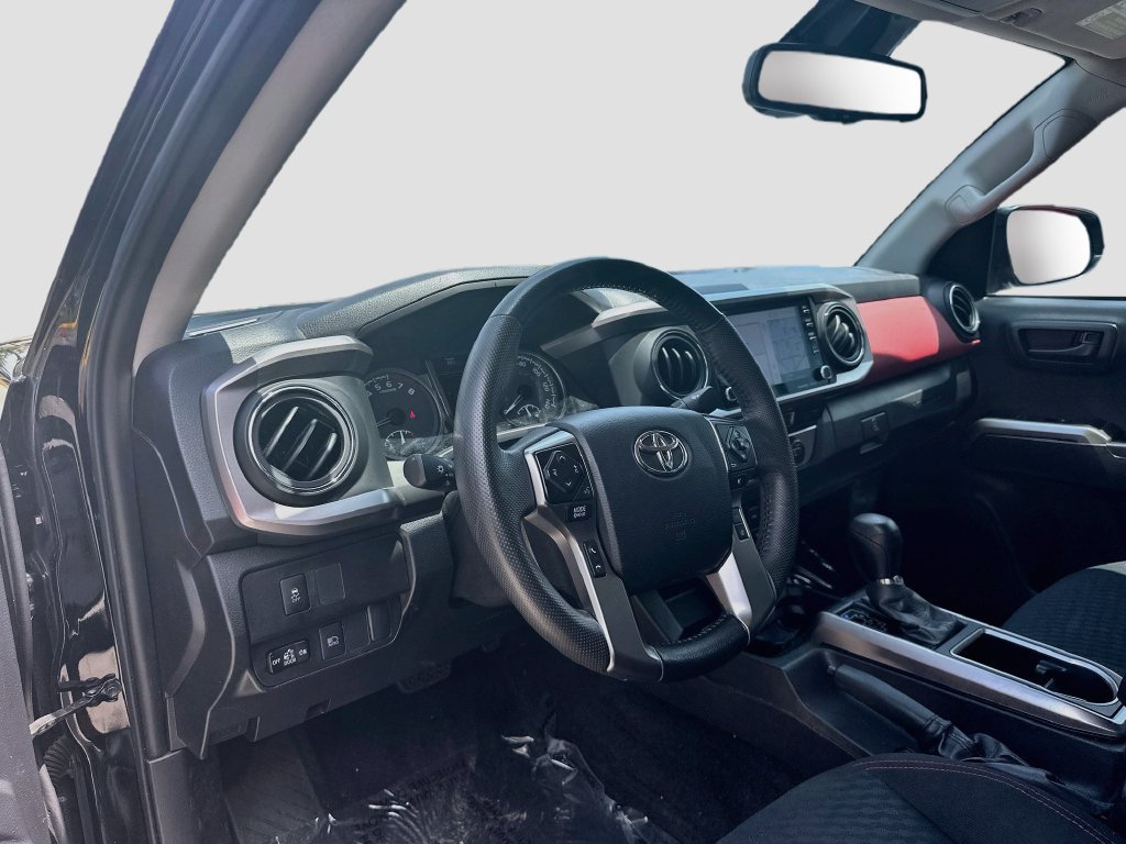 Used 2023 Toyota Tacoma SR5 RWD image 5