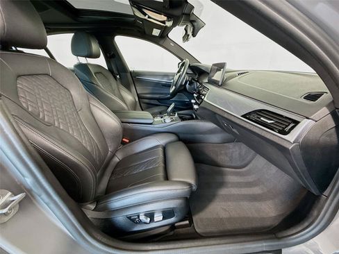 Used 2022 BMW 540i w/ Premium Package RWD image 22