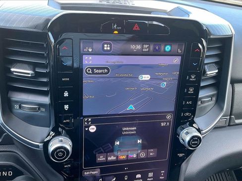 New 2026 RAM 1500 4x4 Crew Cab image 17