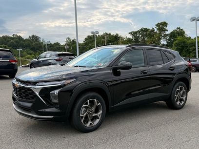 New 2025 Chevrolet Trax LT w/ Driver Confidence Package