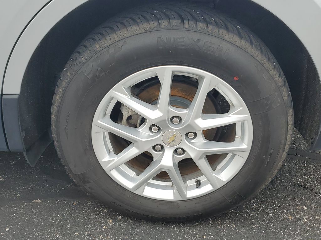 Used 2022 Chevrolet Equinox LT AWD/4WD image 7
