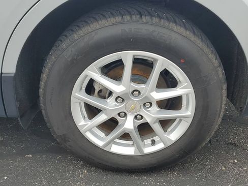 Used 2022 Chevrolet Equinox LT AWD/4WD image 7