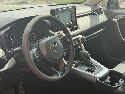 Used 2020 Toyota RAV4 XLE w/ All Weather Liner Package image 16