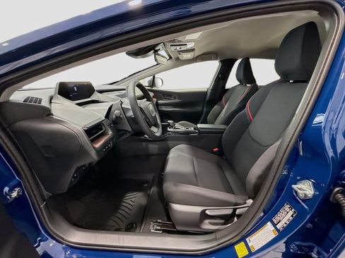 New 2025 Toyota Prius Plug-In Hybrid FWD image 19