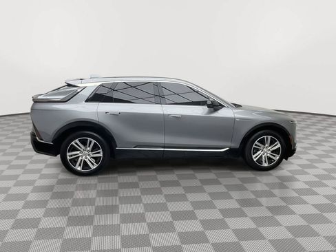 Certified 2024 Cadillac Lyriq Tech w/ LPO, Floor Liner Package AWD/4WD image 43
