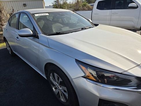 Used 2023 Nissan Altima 2.5 S image 9