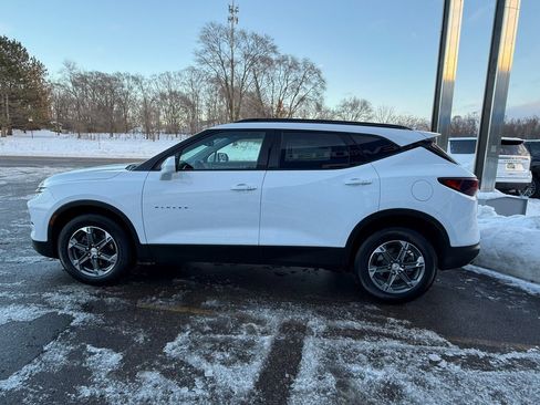 Certified 2024 Chevrolet Blazer LT w/ Convenience Package image 2