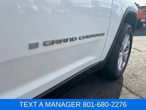 Used 2022 Jeep Grand Cherokee L Limited w/ Luxury Tech Group II AWD/4WD image 8