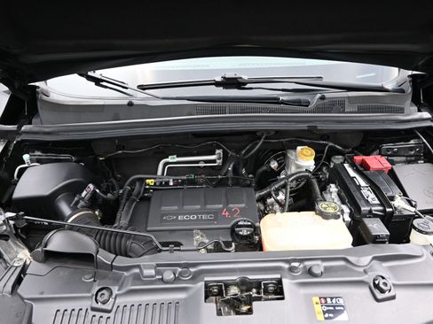 Certified 2020 Chevrolet Trax LS image 28