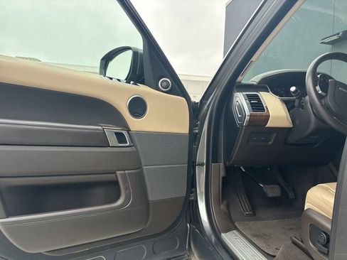 Used 2019 Land Rover Range Rover Sport HSE AWD/4WD image 15