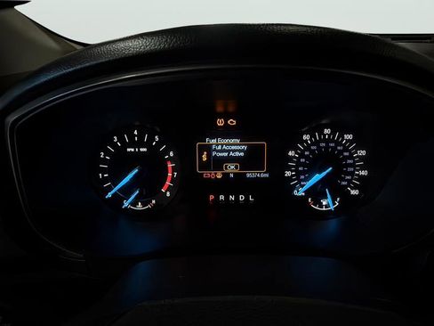 Used 2017 Ford Fusion SE FWD image 21