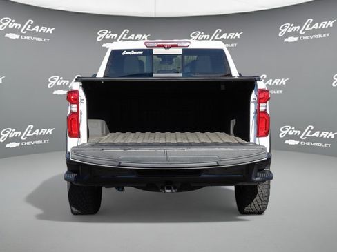 Used 2024 Chevrolet Silverado 1500 ZR2 w/ Technology Package image 39