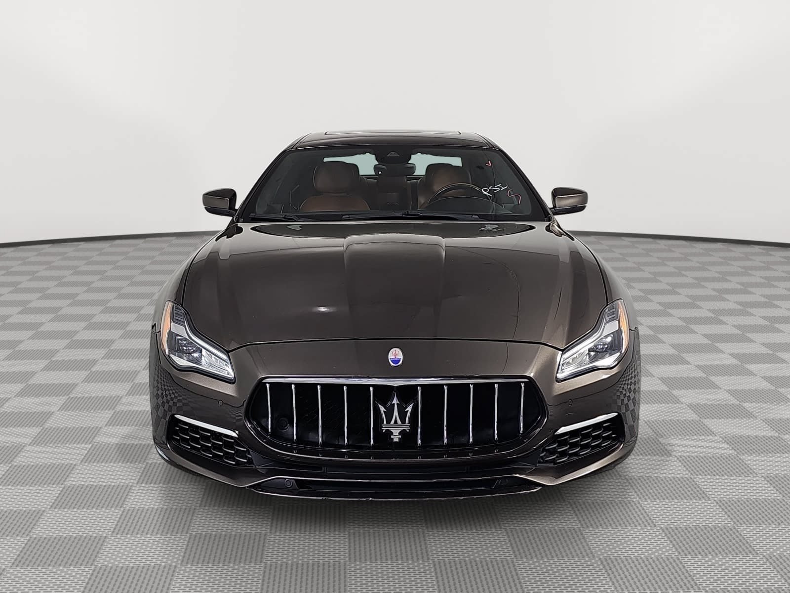 Used 2018 Maserati Quattroporte S GranLusso Q4 AWD/4WD image 3