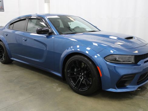Used 2023 Dodge Charger Scat Pack RWD image 5