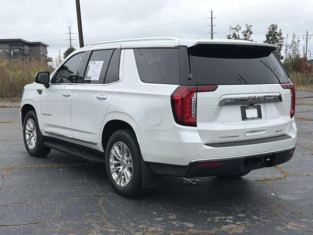 Used 2023 GMC Yukon SLT w/ SLT Luxury Package RWD image 7