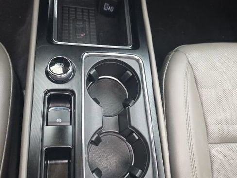 Used 2025 Lincoln Corsair AWD w/ Equipment Group 101A image 26