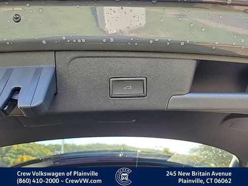 New 2026 Volkswagen Atlas Cross Sport SE image 55