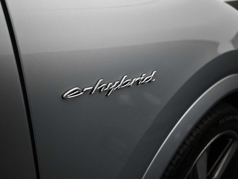 New 2026 Porsche Cayenne E-Hybrid image 26