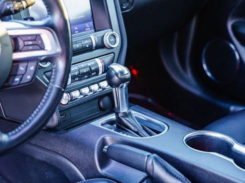 Used 2020 Ford Mustang Premium image 21