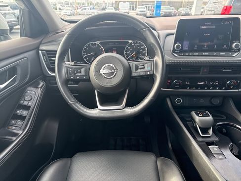 Used 2023 Nissan Rogue SV w/ SV Premium B Package AWD/4WD image 24