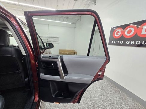Used 2010 Toyota 4Runner SR5 RWD image 29