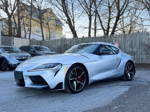 Used 2020 Toyota Supra image 2