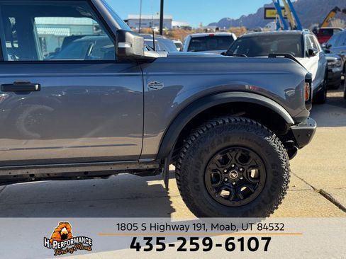 Used 2023 Ford Bronco Wildtrak image 4