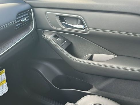 New 2026 Nissan Rogue Platinum w/ Platinum Premium Package image 29