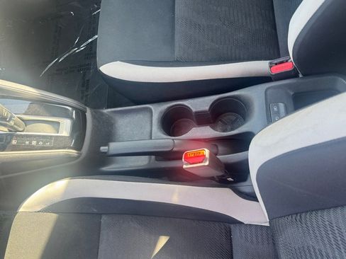 Used 2021 Nissan Versa SV image 14