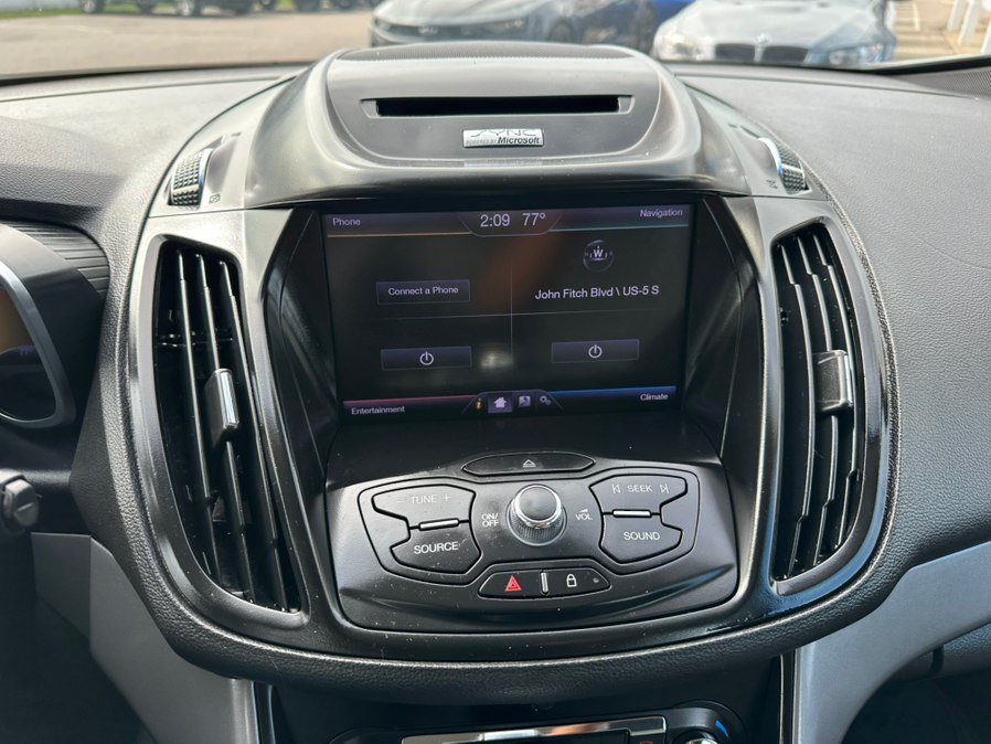 Used 2013 Ford C-MAX SE FWD image 18