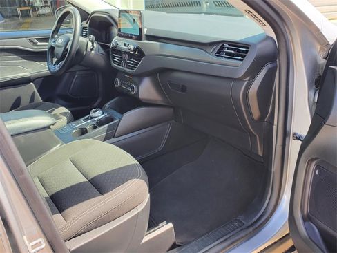 Used 2024 Ford Escape Active image 9