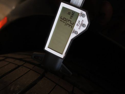 Used 2023 Nissan Rogue SV AWD/4WD image 34