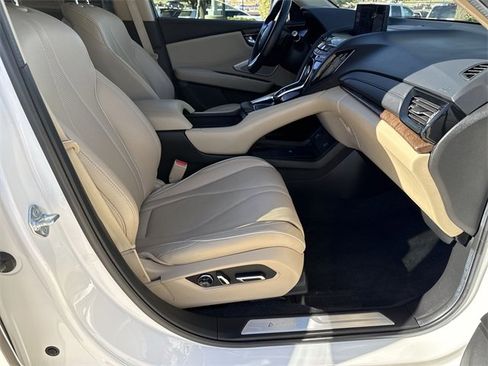 Used 2024 Acura RDX SH-AWD w/ Advance Package image 15