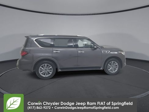 Used 2024 INFINITI QX80 Luxe image 16