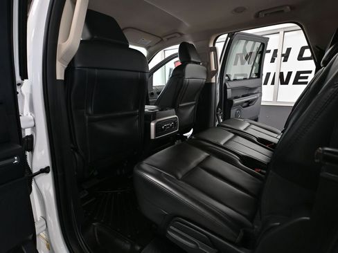 Used 2022 Ford Expedition Max XLT AWD/4WD image 39