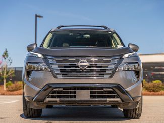 Used 2025 Nissan Rogue Platinum w/ Platinum Premium Package video 2