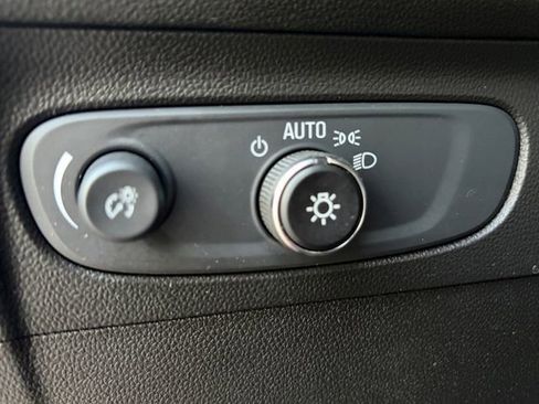 Used 2021 Buick Envision Essence w/ Sport Touring Package image 5