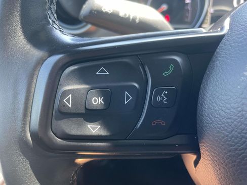 Used 2018 Jeep Wrangler Unlimited Sport S AWD/4WD image 11