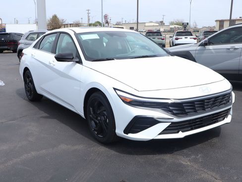 New 2026 Hyundai Elantra SEL Sport Premium FWD image 1