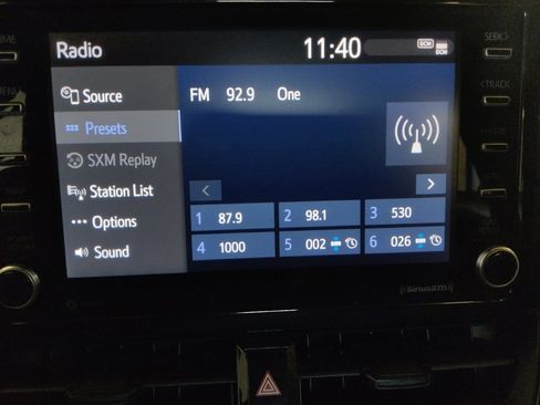 Used 2021 Toyota Corolla LE image 25